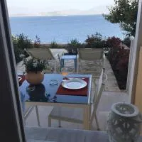 See the sea 2, готель у місті Касіопі