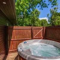 Bluebell Lodge 3 with Hot Tub