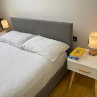 Cosy studio flat for students or workers.