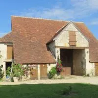 Campagne, chevaux, calme, proche Beauval، فندق في Betz-le-Château