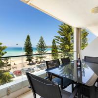 Luxury Manly Beachfront Apartment、シドニー、マンリーのホテル