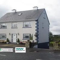Marguerite's B&B, hotelli kohteessa Glenties