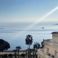 CROISETTE VUE MER LATERALE, hotel in Croisette, Cannes