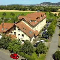 HOTEL PARQÉO im A66, hotel em Gelnhausen