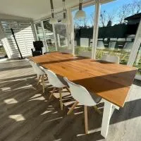 Bungalow zwischen Wald und Seen, hotel en Pretzien