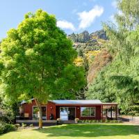 Criffel Bluffs Cottage، فندق بالقرب من Wanaka Airport - WKA، واناكا