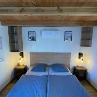 Bed & Bike Gasthuus Texel – hotel w mieście Den Burg
