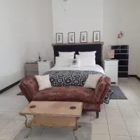 Oasis Master Suite, hotel u gradu Marconne