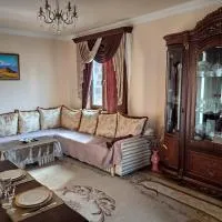 Morik 's & Tours، فندق في يريفان