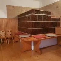 Miklavževa hiša with a bread oven, hotel din Železniki