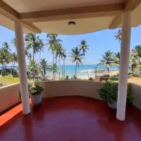 Dinuli Home Stay, Hotel in Ahungalla