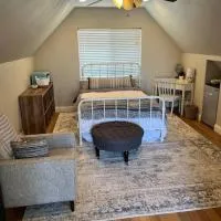 Adorable 1 Bedroom with pool, and Horse Arena, hotel v destinácii Oakdale