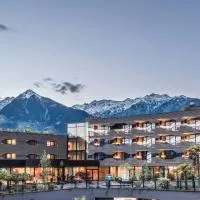 Hotel Rosengarten (Schenna Resort), khách sạn ở Schenna