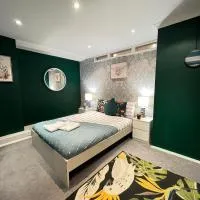 Lovely 2 bedroom flat in Edgware Road