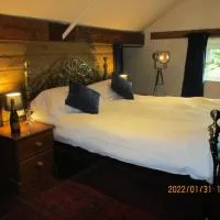 Bridge Stores, hotel a Fritton