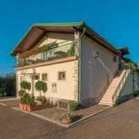 Apartments Villa Roza, hotel in Dražice