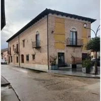 Hotel Restaurante Doña Elvira: Nava del Rey'de bir otel