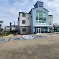 Motel 6-Biloxi, MS - Beach، فندق في بيلوكسي