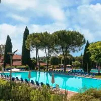 West Garda Hotel, хотел в Паденге сул Гарда