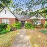 Welcome To Downtown Pickens close to Clemson and Lake Keowee, hotel en Pickens