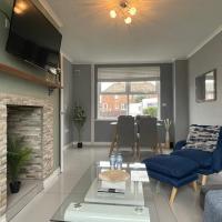Fully Serviced Three Bed House in Durham