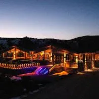 Hotel Xaluca Spa Aguelmame Sidi Ali, ξενοδοχείο σε Aguelman