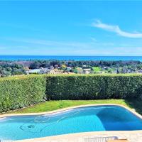 Villa piscine avec magnifique vue mer panoramique、ビオットのホテル