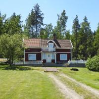 Awesome Home In Kristinehamn With 3 Bedrooms And Wifi