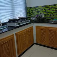 Green House, hotel in Ban Na Nai