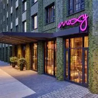 Moxy Cologne Muelheim, hotel in Cologne
