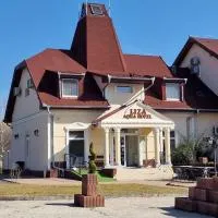 Liza Aqua & Conference Hotel, hotel en Lajosmizse