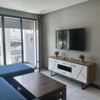 Twin Center Oasis - Luxury Apartment with Free Parking