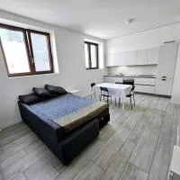 Monolocale a Mendrisio، فندق في منديريسو