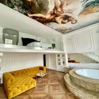 VIP JACUZZI Suite