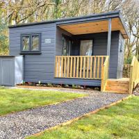 HiveAway - Hot Tub - Carmarthenshire - Pembrokeshire