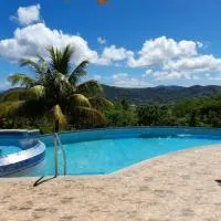 Eden Crest Villa, hotel Anse La Raye-ban