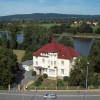 Pension Villa Else, hotelli kohteessa Heidenau