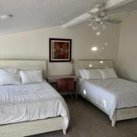 Large Bedroom With 2 Queen Bed