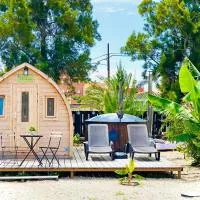 Nashira HOT TUB PISCINA Y JARDIN, hotel a Buzanada