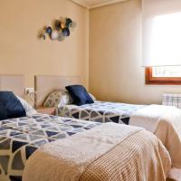 Urbi&oacute;n Etxea, hotel near Agoncillo Airport - RJL, Viana