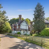 Danny Lodge - Country Cottage Near Brighton by Huluki Sussex Stays