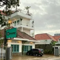 Binumar Guest House, hotell i Pekalongan
