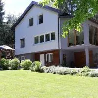 Villa-Apartments Bognar โรงแรมในVelika