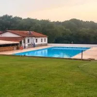 El Nou Roquet, hotel u gradu 'Tavernoles'
