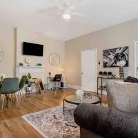 The Diamond Dwelling Queen Size Bed Ft Lee, hotel near Dinwiddie County Airport - PTB, Petersburg