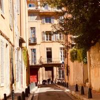 Appartement de charme au coeur du vieux Aix.