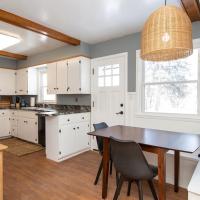 NEW Charming Home in the Heart of North Fargo, отель рядом с аэропортом Международный аэропорт Гектор - FAR в Фарго