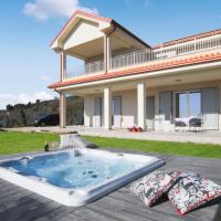 Stunning Home In Appignano Del Tronto With Wifi And 4 Bedrooms