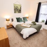 Modern, stylish city centre 3 bed property sleeps 6