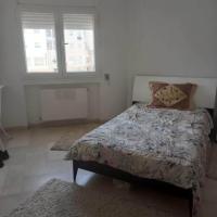 Appartement plein Centre Urbain, מלון ליד שדה התעופה תוניס - TUN, תוניס